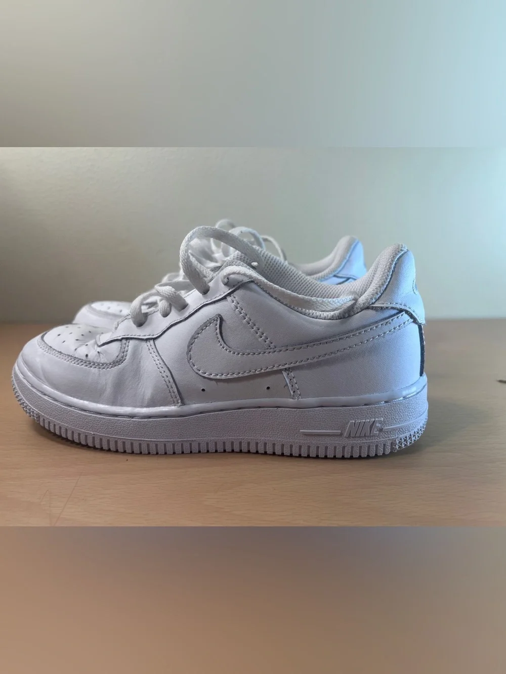 Nike Air Force 1 Low White Youth Shoes Size 2Y - 314193-117
